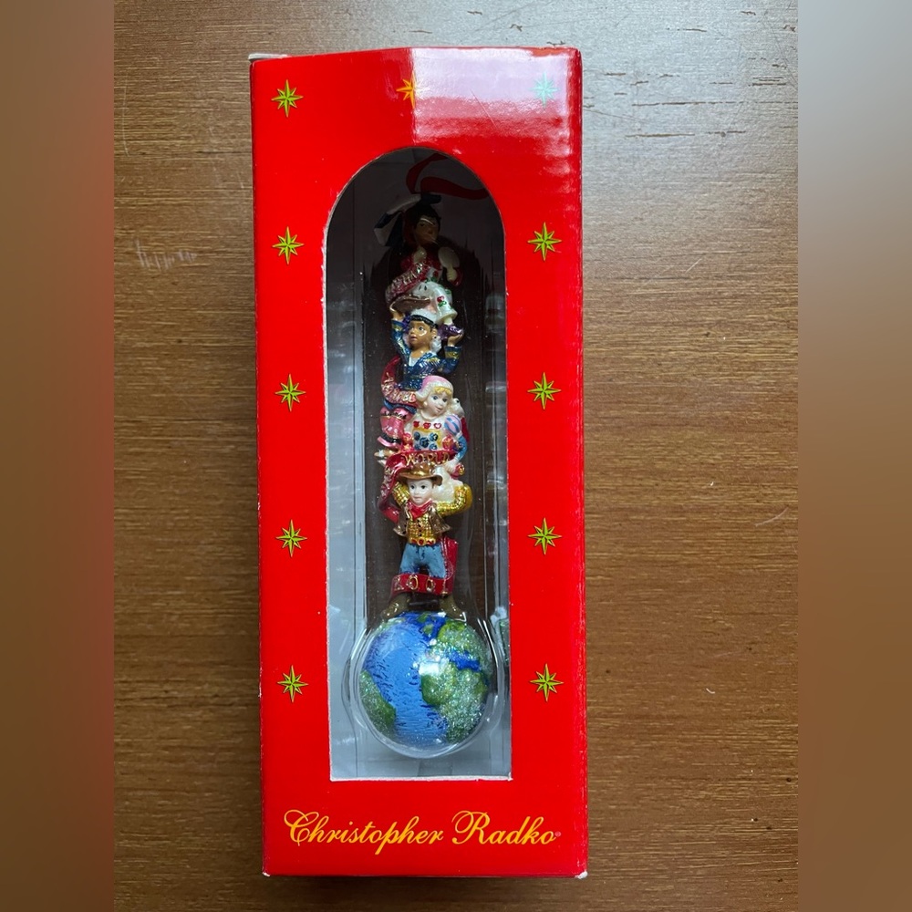 Christopher Radko "Christmas Around The World" Ornament 2001 NIB Kids - Globe
